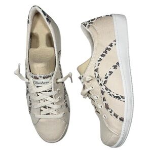 Skechers Madison Ave Her Instinct Canvas Tan Cheetah Print Sneaker Size 10
